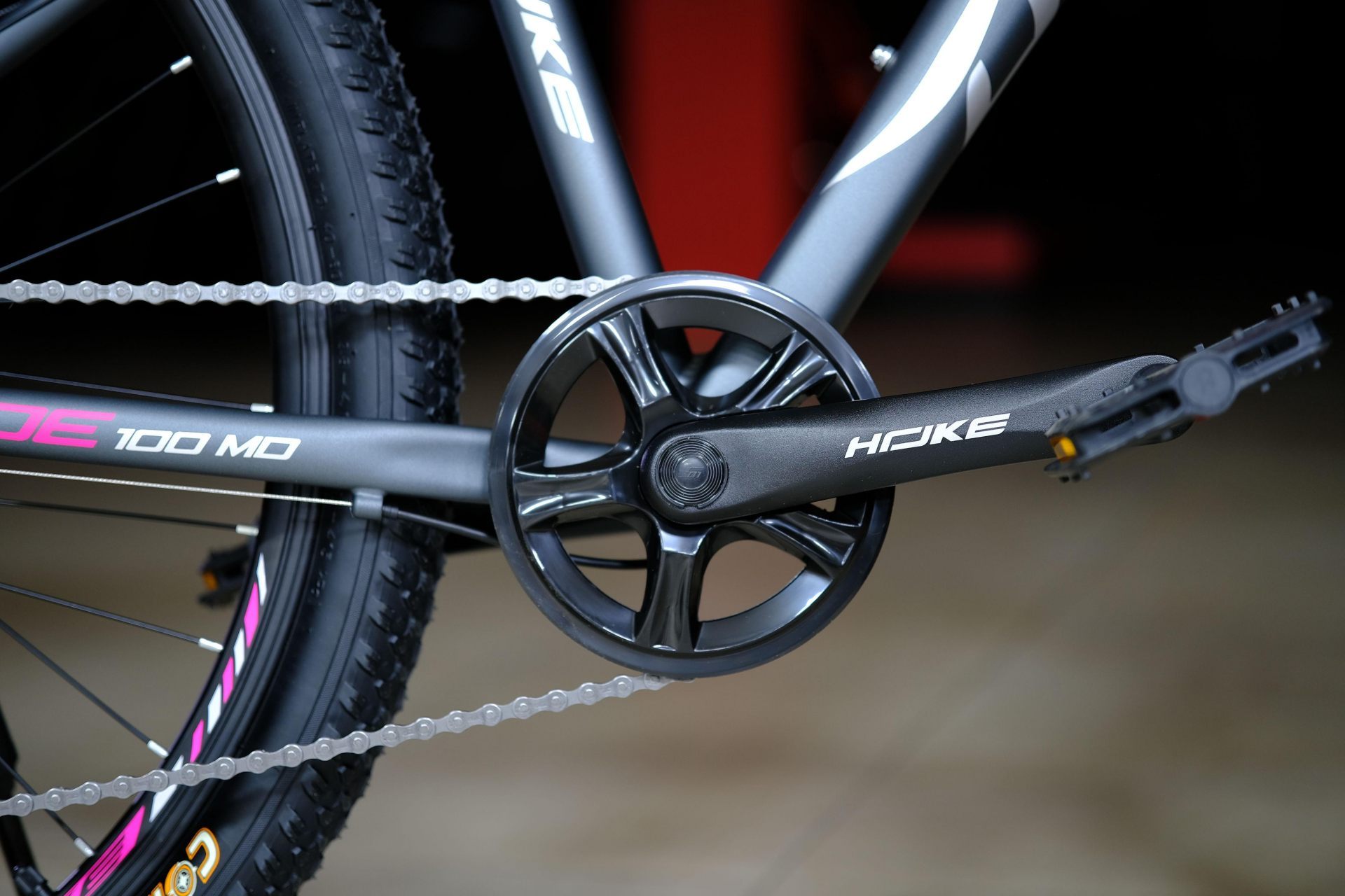 Система (шатун) алюминий 36T под квадрат
 HOKE Jade 100 MD матовый серый-розовый 17